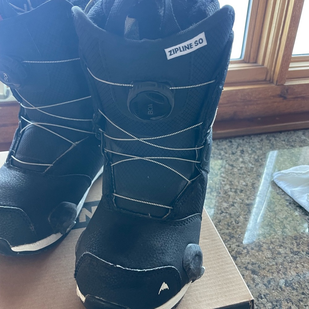 Kids Burton Step On Boots size 4